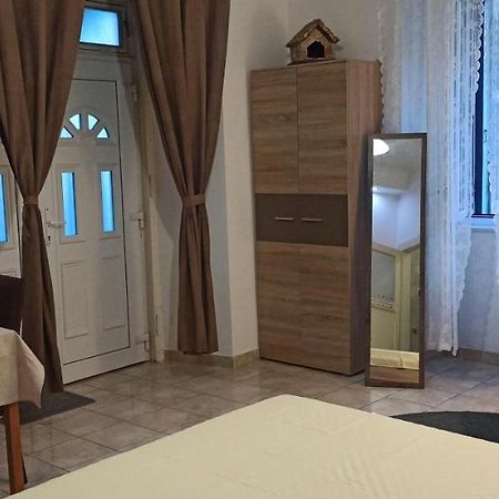 Studio Apartment Nika Free Parking Сплит Экстерьер фото